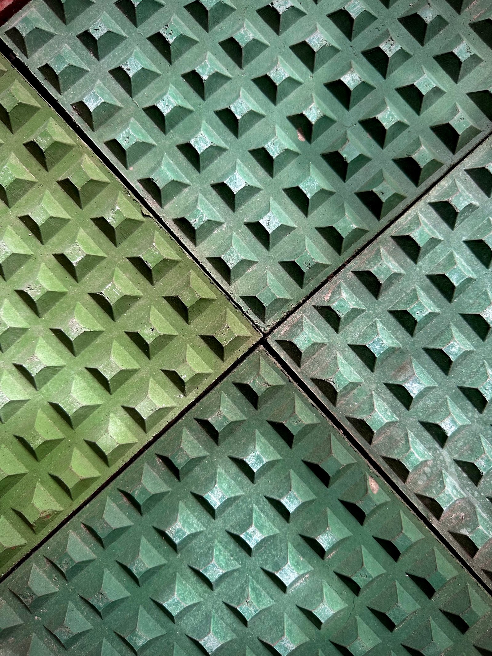 Non-Skid Paving Block